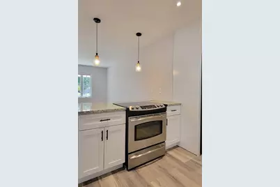 4697 Linwood Street, Sarasota, FL 34232 - Photo 7