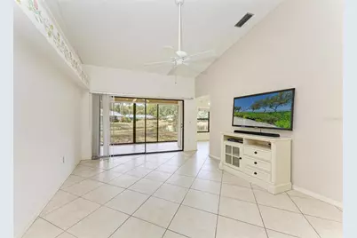 101 Southampton Place N #248, Venice, FL 34293 - Photo 7