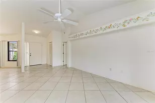 101 Southampton Pl N, Venice, FL 34293 - Photo 9