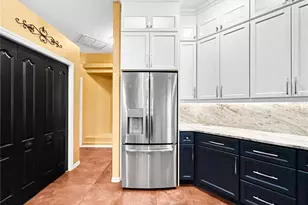 5137 Redbriar Ct, Sarasota, FL 34238 - Photo 11