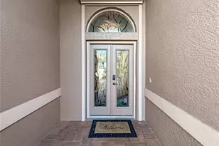 5137 Redbriar Ct, Sarasota, FL 34238 - Photo 3