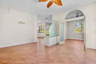 5137 Redbriar Ct, Sarasota, FL 34238 - Photo 5