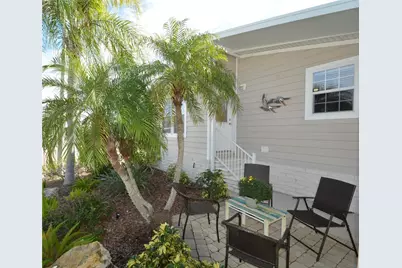 717 Carefree, Venice, FL 34285 - Photo 3