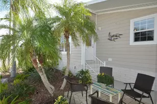 717 Carefree, Venice, FL 34285 - Photo 3