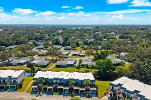 3348 Ramblewood Pl, Sarasota, FL 34237 - Photo 27