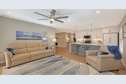 3038 Ringwood Meadow #20, Sarasota, FL 34235 - Photo 7