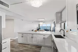 97 Sunset Dr, Sarasota, FL 34236 - Photo 9