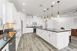 4921 Tivoli Run, Bradenton, FL 34211 - Photo 3