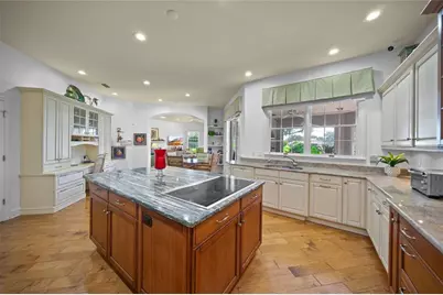 3099 Dick Wilson Drive, Sarasota, FL 34240 - Photo 21