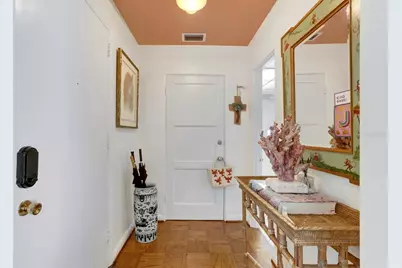 1542 Gulfview Drive, Sarasota, FL 34236 - Photo 7