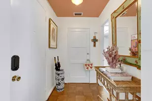 1542 Gulfview Dr, Sarasota, FL 34236 - Photo 7