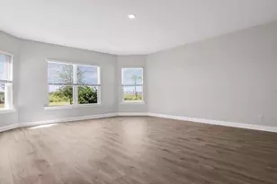 26909 Victoria Pl, Punta Gorda, FL 33955 - Photo 9