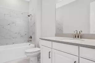 26909 Victoria Pl, Punta Gorda, FL 33955 - Photo 15