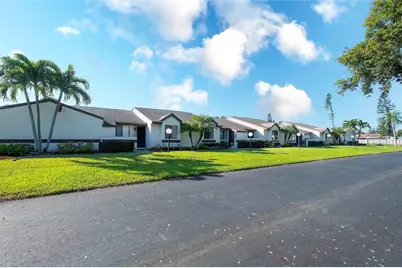 5903 36th Avenue Circle W, Bradenton, FL 34209 - Photo 3