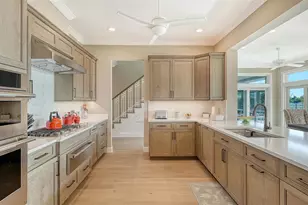 878 Freeling Dr, Sarasota, FL 34242 - Photo 31