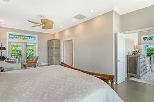 878 Freeling Dr, Sarasota, FL 34242 - Photo 51