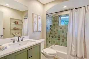 878 Freeling Dr, Sarasota, FL 34242 - Photo 59