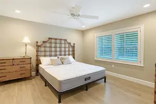 878 Freeling Dr, Sarasota, FL 34242 - Photo 45