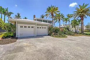 878 Freeling Dr, Sarasota, FL 34242 - Photo 13