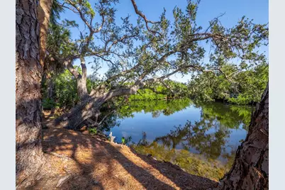 7233 Pine Needle Road, Sarasota, FL 34242 - Photo 15