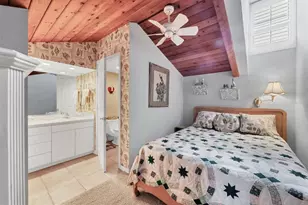 5270 Gulf of Mexico Dr, Longboat Key, FL 34228 - Photo 27