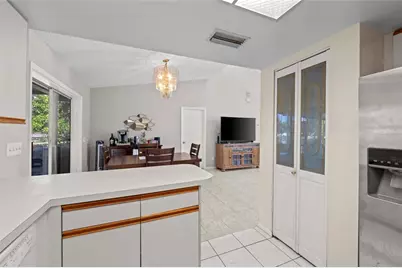 5612 22nd Street E, Bradenton, FL 34203 - Photo 7