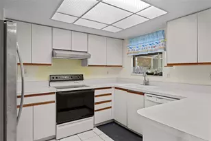 5612 22nd St E, Bradenton, FL 34203 - Photo 7