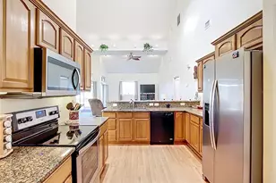 4353 Hidden River Rd, Sarasota, FL 34240 - Photo 11