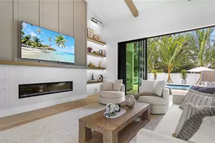 1915 Tulip Dr, Sarasota, FL 34239 - Photo 7