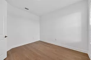 7543 Hawkstone Dr, Sarasota, FL 34241 - Photo 21