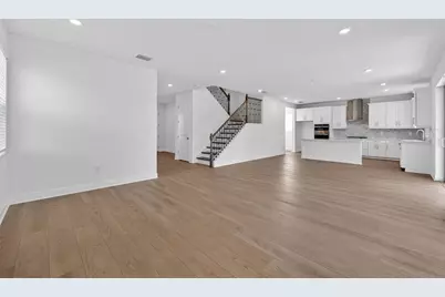 7543 Hawkstone Drive, Sarasota, FL 34241 - Photo 13