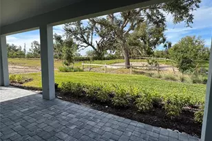 7543 Hawkstone Dr, Sarasota, FL 34241 - Photo 41