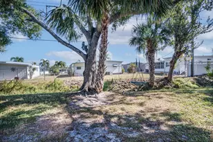 5503 Fountain Lake Cir, Bradenton, FL 34207 - Photo 21