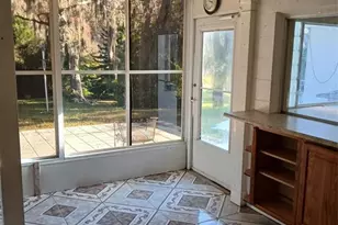 8809 Avondale Ln, Hudson, FL 34667 - Photo 11