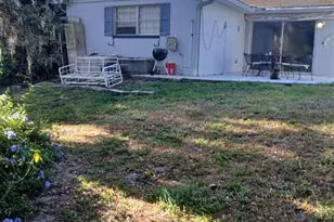 8809 Avondale Ln, Hudson, FL 34667 - Photo 19