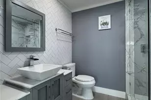 4082 Velarde Ln, Sarasota, FL 34235 - Photo 13