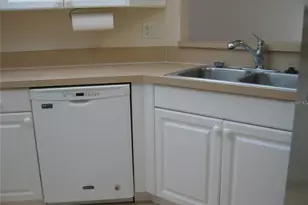 6405 Bay Cedar Ln, Bradenton, FL 34203 - Photo 5