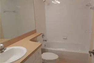 6405 Bay Cedar Ln, Bradenton, FL 34203 - Photo 15