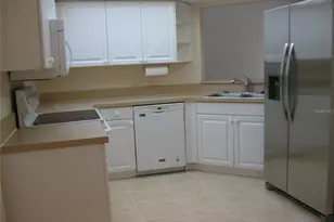 6405 Bay Cedar Ln, Bradenton, FL 34203 - Photo 3