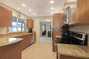 3957 Breezemont Dr, Sarasota, FL 34232 - Photo 13