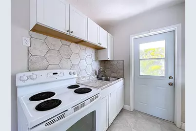 501 Spring Avenue, Anna Maria, FL 34216 - Photo 13