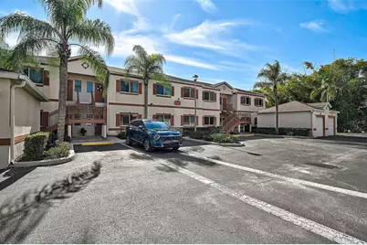 3958 Mediterranea Circle #411, Sarasota, FL 34233 - Photo 3