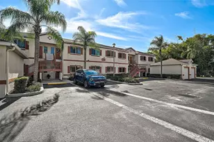 3958 Mediterranea Cir, Sarasota, FL 34233 - Photo 3