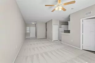 3958 Mediterranea Cir, Sarasota, FL 34233 - Photo 9