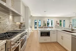 1690 Arlington St, Sarasota, FL 34239 - Photo 13