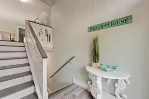 510 Magnolia Ave, Anna Maria, FL 34216 - Photo 5