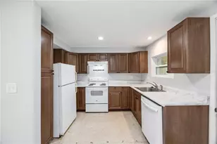 3853 Woodrow Ridge St, Sarasota, FL 34233 - Photo 9