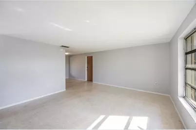 3853 Woodrow Ridge Street, Sarasota, FL 34233 - Photo 5