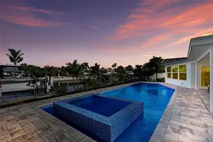 611 Dundee Ln, Holmes Beach, FL 34217 - Photo 25