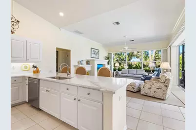 557 Marsh Creek Road, Venice, FL 34292 - Photo 5